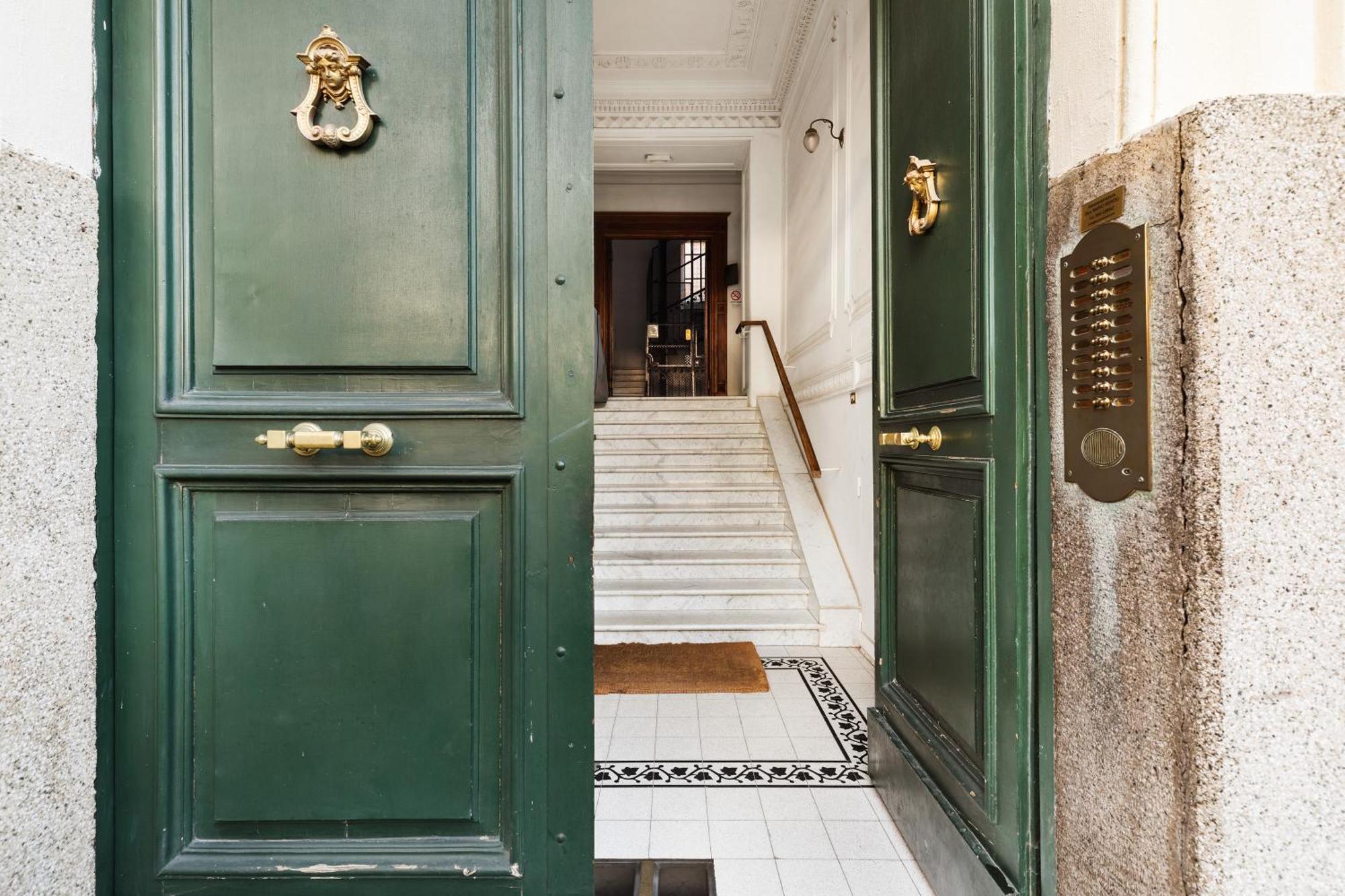 Adriana Boutique Guest House โรม ภายนอก รูปภาพ