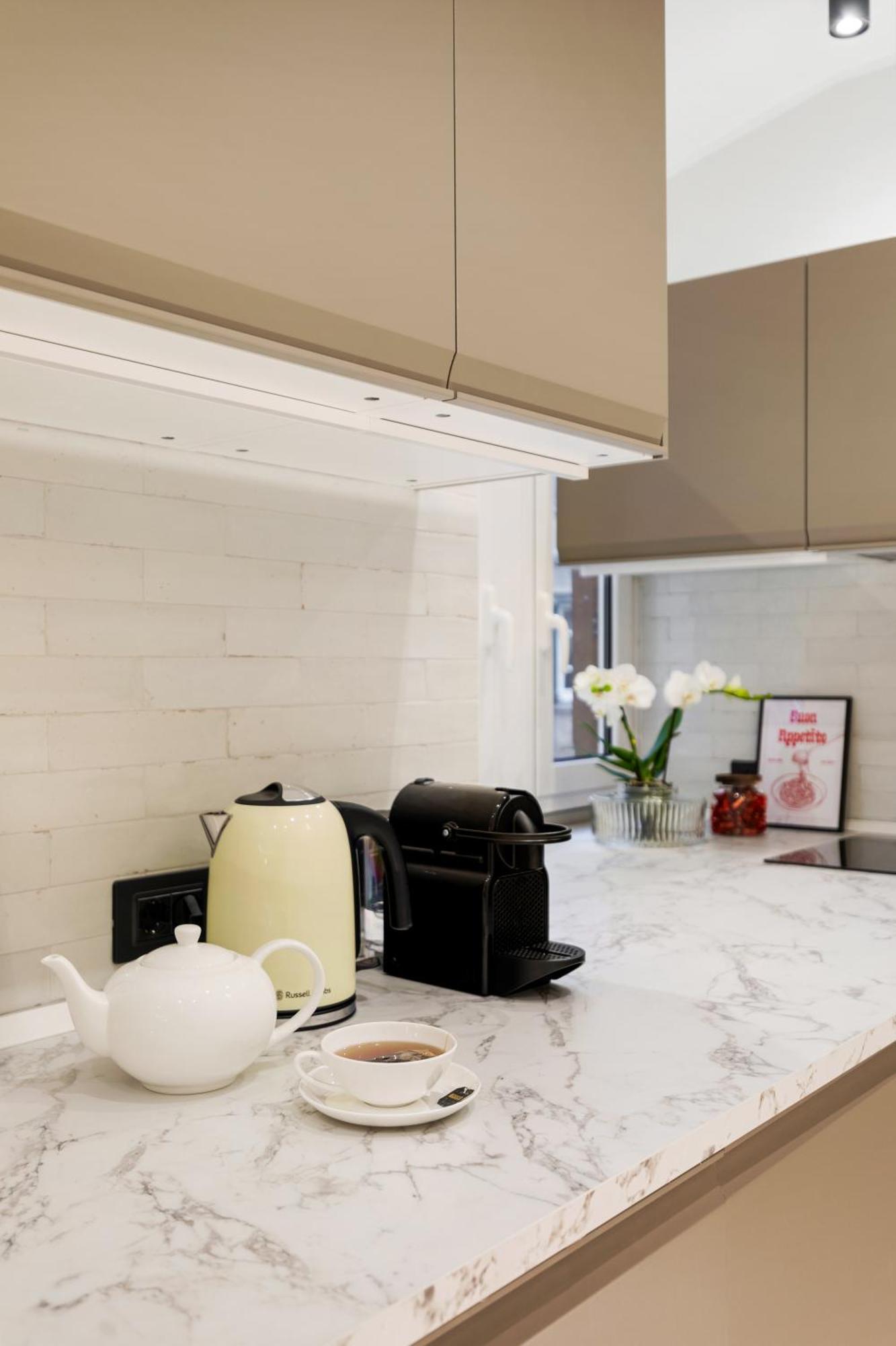Adriana Boutique Guest House โรม ภายนอก รูปภาพ
